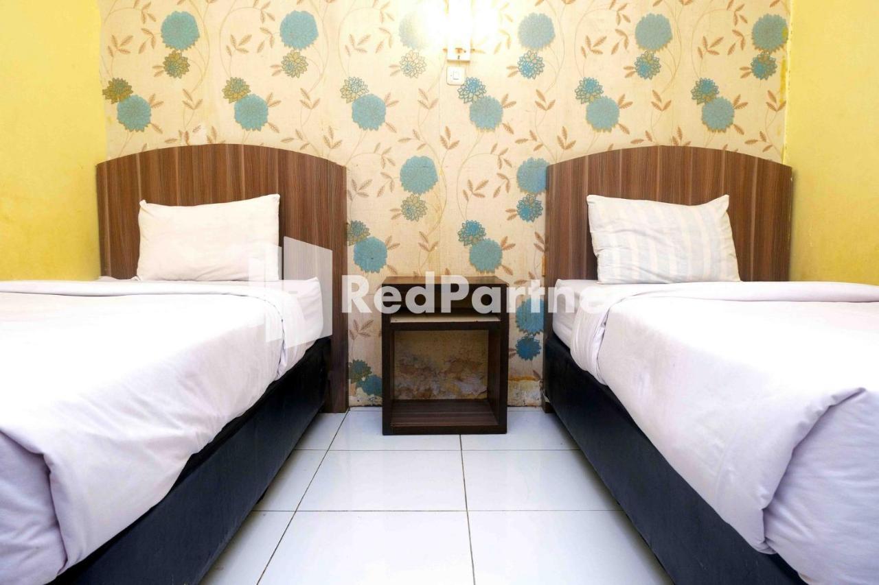 Hotel Permata Makassar Mitra Reddoorz Balangberu Dış mekan fotoğraf